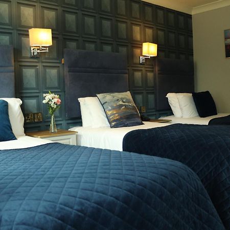 The Newgrange Hotel Наван Экстерьер фото
